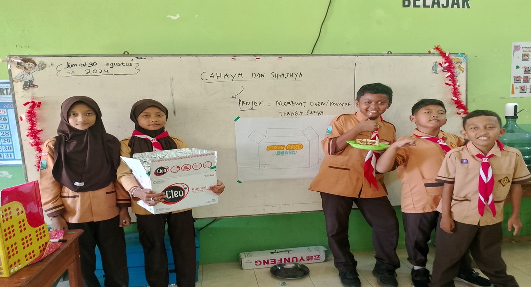 OVEN TENAGA MATAHARI (SOLAR OVEN) 